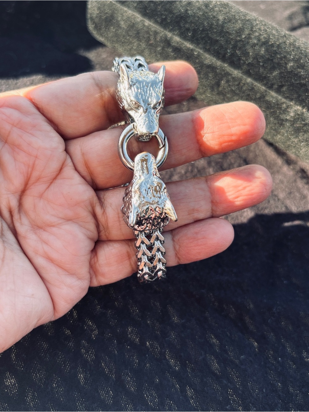 8” Silver-Tone Wolf Head Chain Bracelet